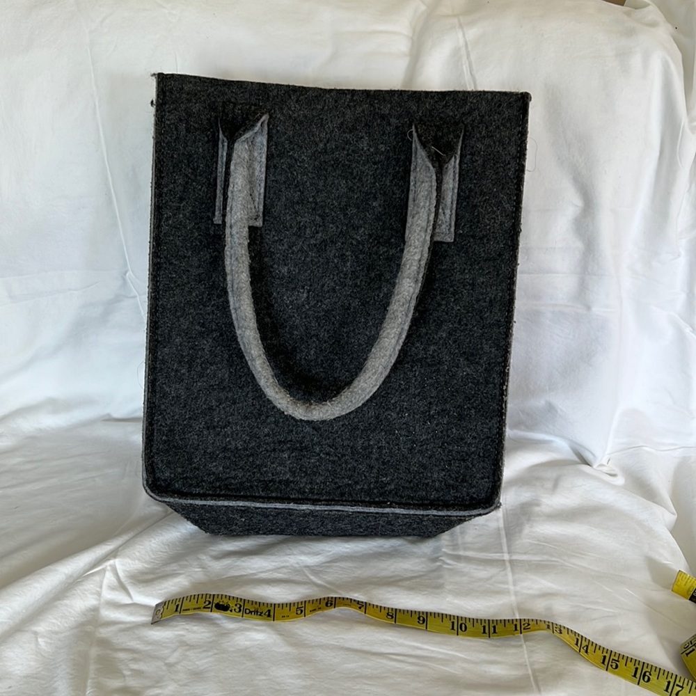 GUC Charcoal Black & Gray Felt Bag